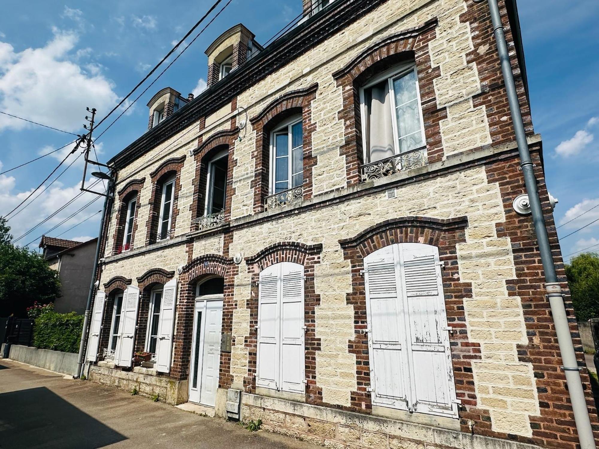 Studio 12 Proche Centre Ville Avec Wifi Parking Troyes Exteriör bild